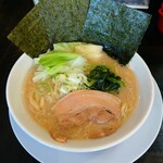 横浜家系ラーメン 盛力家 - 家系塩ラーメン750円