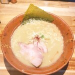 麺屋 貝夢 - 濃厚牡蠣ラーメン　900円