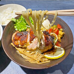 うずとかみなり - 「つけそば」用の自家製中太麺