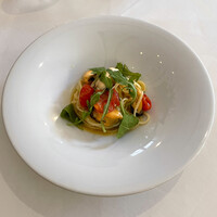 オ・プレチェネッラ - ランチコース ¥4,500- (税抜)
                    - (パスタ料理1) リングイネッテ
                    ムール貝 チェリートマト ルーコラ