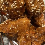 韓国屋台ポックンパ ネネチキン - ヤンニョムチキン骨つき