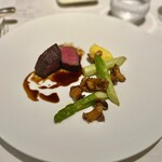 Restaurant Michel Nakajima - ⑥仙台牛イチボのロースト アスパラガス ジロール茸 トウモロコシのピューレ