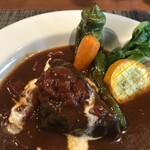 洋食喫茶かんぱーにゃ - ビーフシチュー