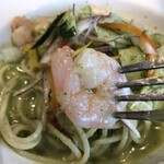 洋食喫茶かんぱーにゃ - 海老ときゅうりソースの冷製パスタ