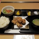 Tori To Teppanyaki Miyamoto - 定食。