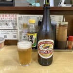 亀有メンチ - ビール中ビン（550円）