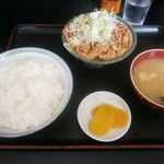 もつ煮 太郎 - 煮込定食（もつ煮込み大盛り）（780円）