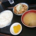 もつ煮 太郎 - 煮込定食（700円）