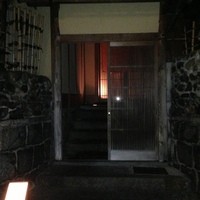石塀小路豆ちゃ 京都 - 雰囲気のある店構え