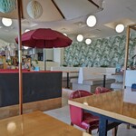 Hawaiian Resort Cafe Leola - 