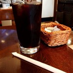 BEANS - 冰咖啡。