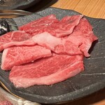 焼肉 一升びん - 