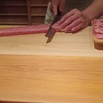 鮨 さかい - 鮪切り付け始まったよ～