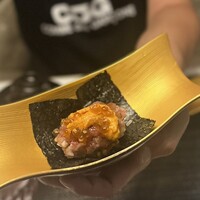 完全個室鮨和食かなうS - うにといくらの巻物