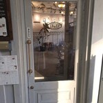 OSTERIA CAFE DaDOMANI - 店舗入口