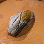 Yushima Tenjinshita Sushi Hatsu - コハダ