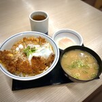 かつや - かつ丼➕豚汁・温玉セット