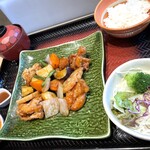 Ootoya - 鶏と野菜の黒酢あん定食(ご飯少なめ)¥960-¥20=¥940税込(2023/6時点)