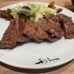 牛たん炭焼き 利久 - 牛タン塩焼き