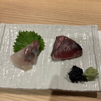 鮨やすぞう。 - カツオのタタキと縞鯵