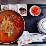 韓国料理 おんま - ユッケジャン定食