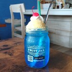 Hawaiian Cafe 魔法のパンケーキ - クリームソーダ（ブルーハワイ）