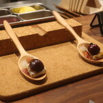 IZA - 穴子のワンスプーン