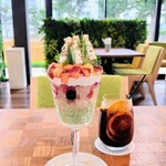 evergreen cafe restaurant EBISU - ■プラムと桃とハーブのパフェ(R5.7/30～8/23)
            ■オレンジビターコーヒー