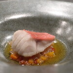 IZA - 金目鯛の白ワイン煮アップ