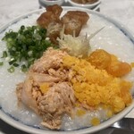 MS. CASABLANCA - 塩漬け卵黄と鶏肉の醤油漬けお粥・点心セット　1850円