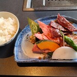牛匠 ひむか - 【 焼肉ランチ 】 ￥1,210　・　ご飯は『 小 』