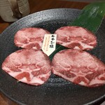 焼肉市場めぐろや - 