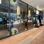 ピエール マルコリーニ - 入り口