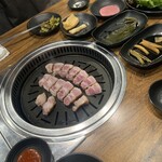 ヨプの王豚塩焼 熟成肉専門店 - 