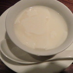 開化亭 - 杏仁豆腐