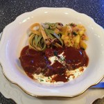 エリカ - ハンガリアングーラッシュ