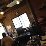 そば処 若松屋 - これも店内