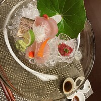 日本料理 初海 - 