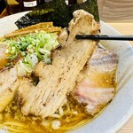 とんぼ庵 - 【特製らぁめん＝チャーシュー➋】