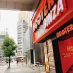 Hooters Ginza - 