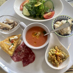 スパニッシュバル＆カフェ ニュートラル - 