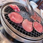 焼肉じゅうじゅうカルビ - 