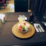 クィーンカフェ - ドリンクセット　+350円でアイスコーヒーにしました。