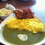 亜橋カレー　￥９５１　　　　ほうれん草、キーマでオーダー。