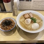 函館塩ラーメン 五稜郭 - 