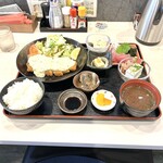 俺は好きだよ食堂 - まぐろかつ定食