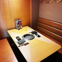 近江うし焼肉 にくTATSU 銀座店 - 