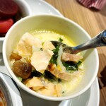 ムーミンカフェ - 具材ゴロゴロ