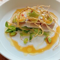 ザ タヴァン グリル＆ラウンジ - 