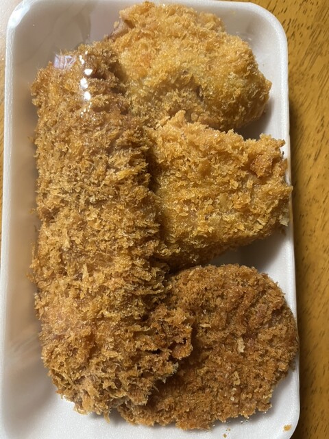 本間精肉店 - 伊達（コロッケ）の写真